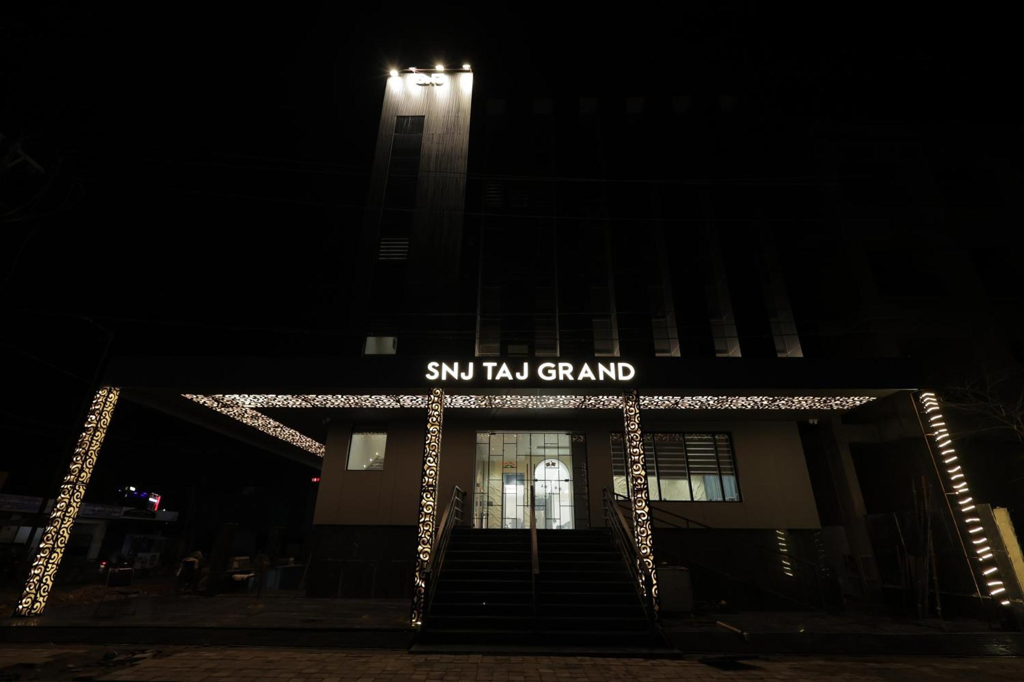 Отель Snj Taj Grand Агра Экстерьер фото